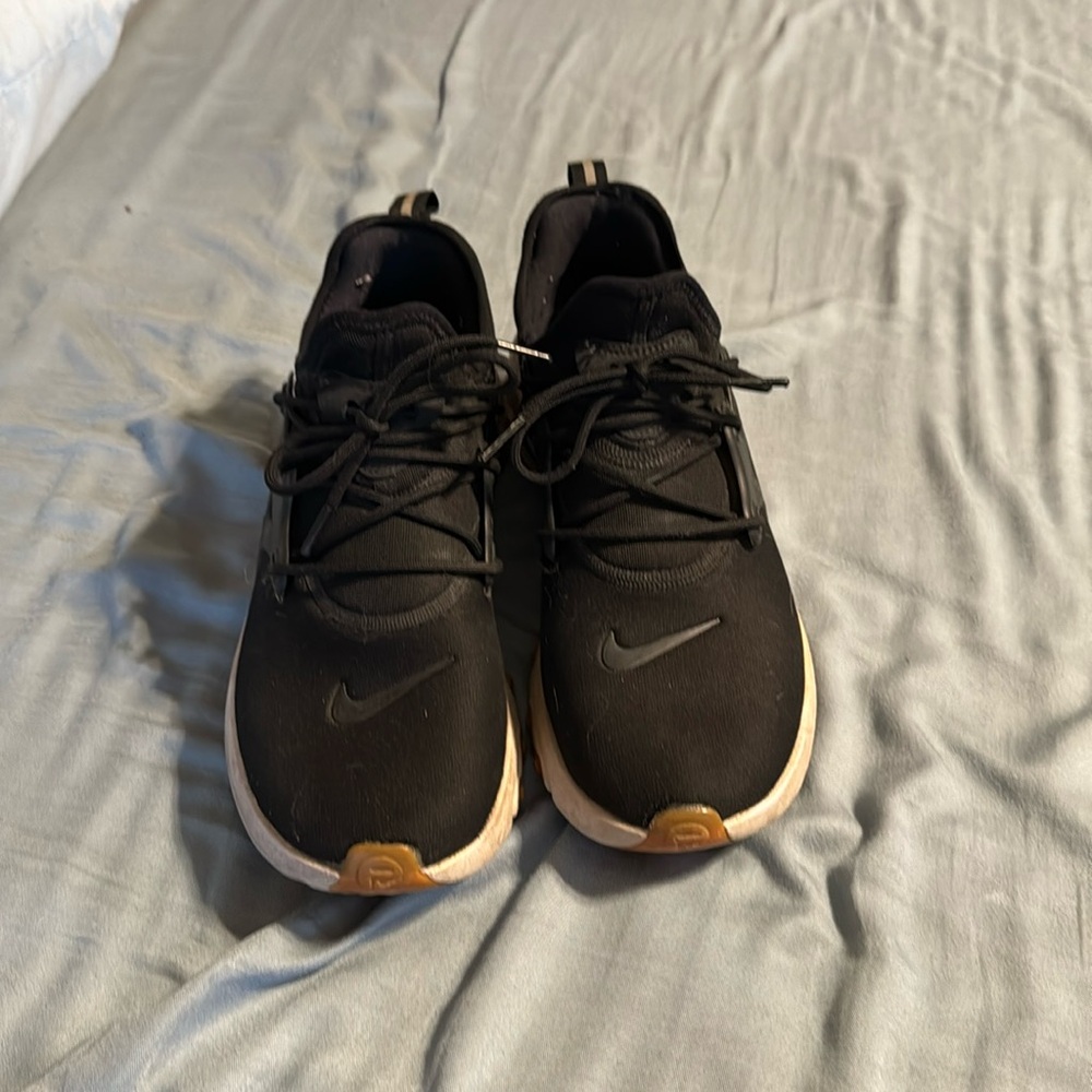 Men's Nike shoes
